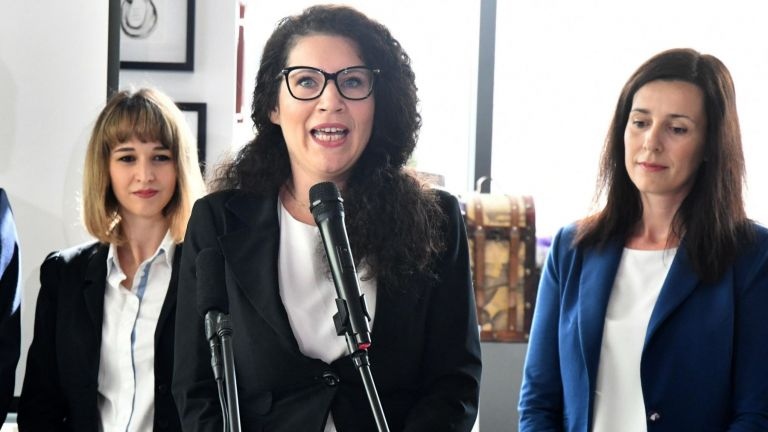 Вицепремиерката по ефективно управление Калина Константинова ще изпълнява присъствените ангажименти